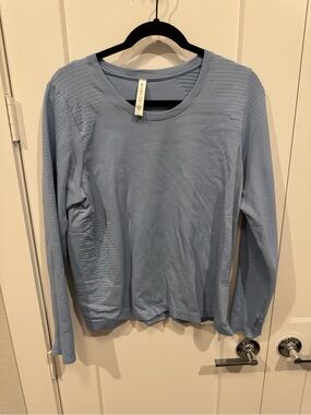 Athleta Light Blue Long Sleeve Ribbed Performance Top